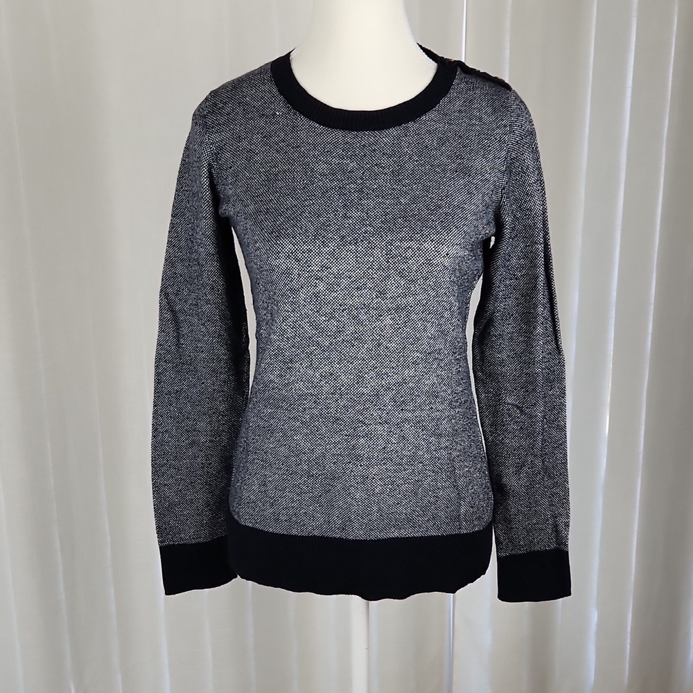Banana Republic navy blue long sleeve sweater crew neck med